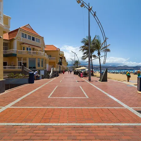 Apartment In Palmas Near Playa De Canteras